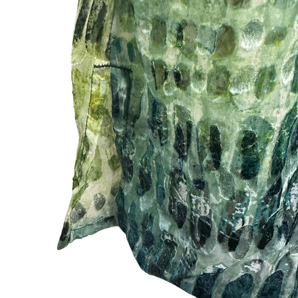 Chico’s Size 2 Large Sheer Art to Wear Whimsical Green Ombre Split Neck Blouse L - Picture 6 of 7